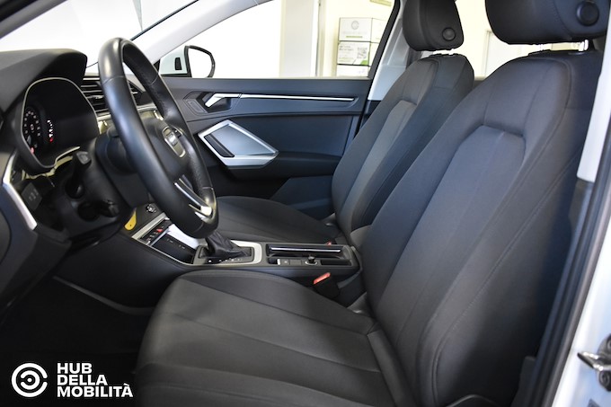 AUDI Q3 SPB 35 TDI S tronic Business Plus